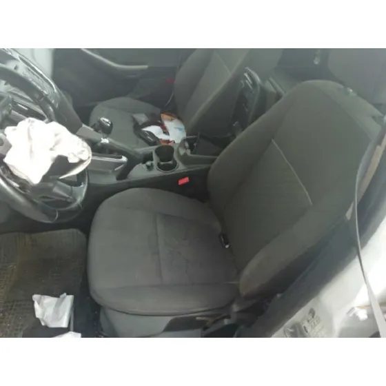 FORD FOCUS LIM. (CB8) '2014 EDITION BLANCO