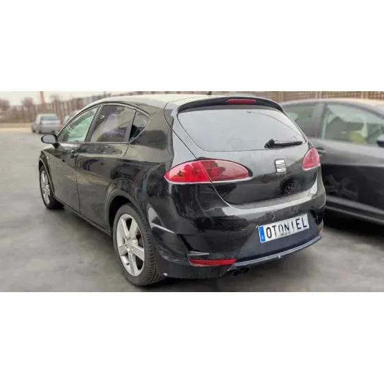 SEAT LEON (1P1) '2005 REFERENCE NEGRO