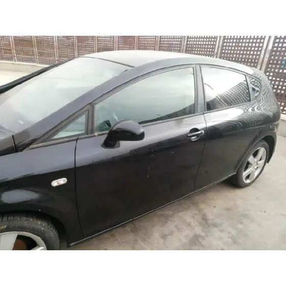 SEAT LEON (1P1) '2005 REFERENCE NEGRO