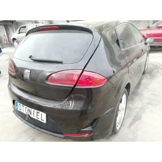SEAT LEON (1P1) '2005 REFERENCE NEGRO