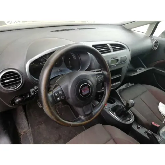 SEAT LEON (1P1) '2005 REFERENCE NEGRO