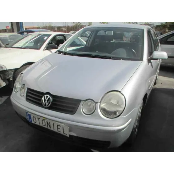 VOLKSWAGEN POLO (9N1) '2004 HIGHLINE GRIS