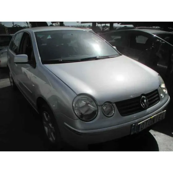 VOLKSWAGEN POLO (9N1) '2004 HIGHLINE GRIS