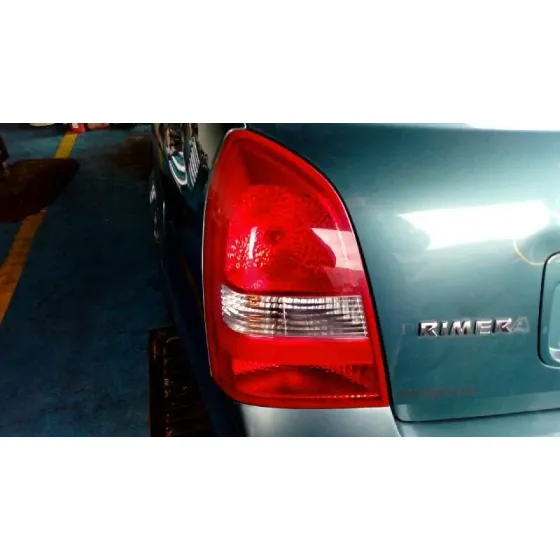 NISSAN PRIMERA BERLINA (P12) '2002 1.6 CAT VERDE