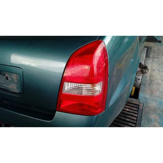 NISSAN PRIMERA BERLINA (P12) '2002 1.6 CAT VERDE