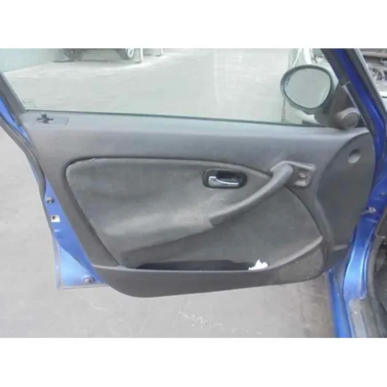 MG ROVER SERIE 45 (RT) '2004 CLASSIC (5-PTAS.) AZUL
