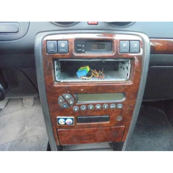 MG ROVER SERIE 45 (RT) '2004 CLASSIC (5-PTAS.) AZUL