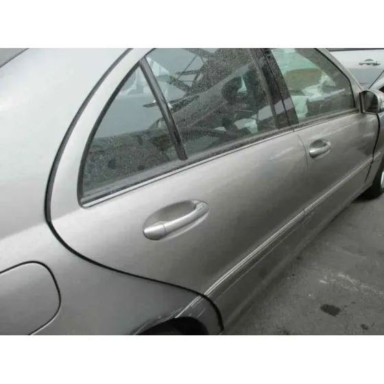 MERCEDES CLASE C (W203) BERLINA 2005 200 COMPRESSOR (203.042) MARRON CLARO