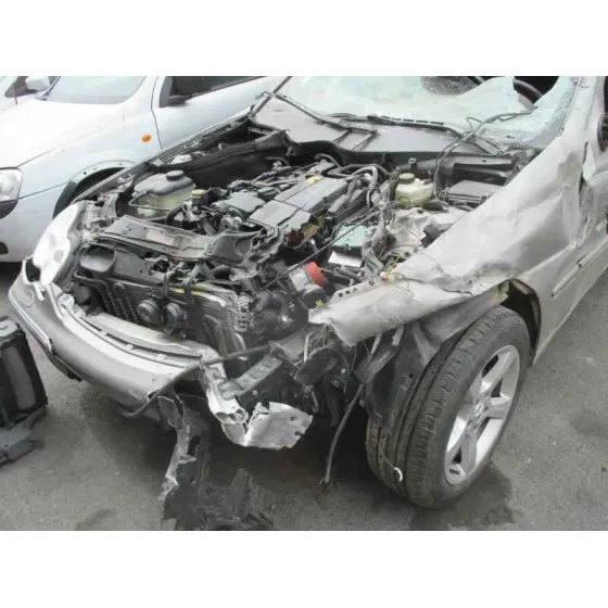 MERCEDES CLASE C (W203) BERLINA 2005 200 COMPRESSOR (203.042) MARRON CLARO