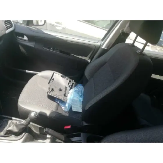 PEUGEOT 207 '2010 CONFORT AZUL