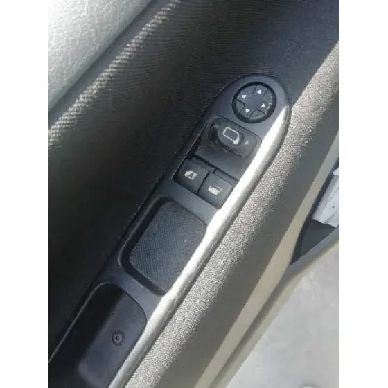 PEUGEOT 207 '2010 CONFORT AZUL