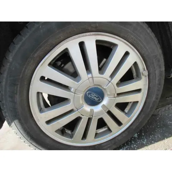 FORD FOCUS BERLINA (CAP) '2007 AMBIENTE (D) AZUL