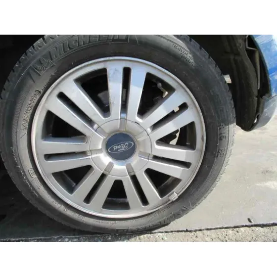 FORD FOCUS BERLINA (CAP) '2007 AMBIENTE (D) AZUL