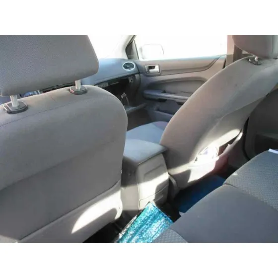FORD FOCUS BERLINA (CAP) '2007 AMBIENTE (D) AZUL