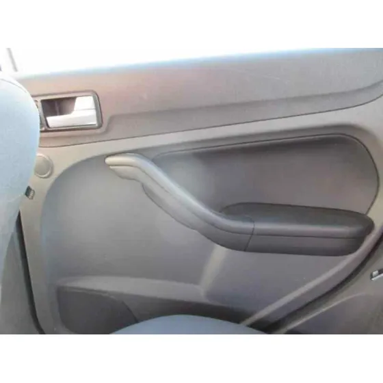 FORD FOCUS BERLINA (CAP) '2007 AMBIENTE (D) AZUL