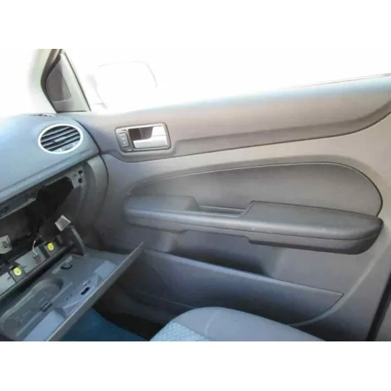 FORD FOCUS BERLINA (CAP) '2007 AMBIENTE (D) AZUL