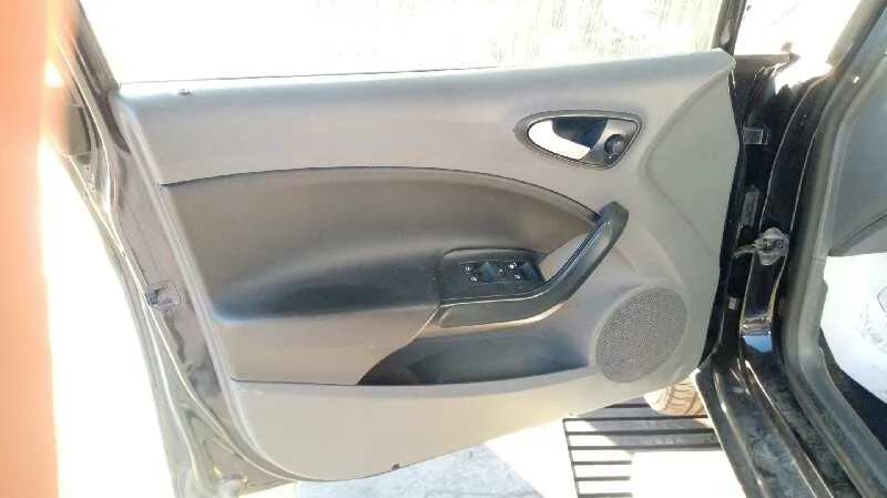 SEAT IBIZA (6J5) '2010 REFERENCE NEGRO