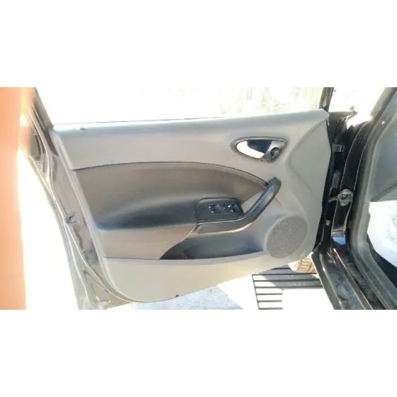 SEAT IBIZA (6J5) '2010 REFERENCE NEGRO