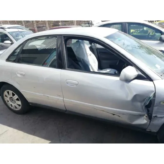 AUDI A4 BERLINA (B5) '2000 1.9 TDI GRIS