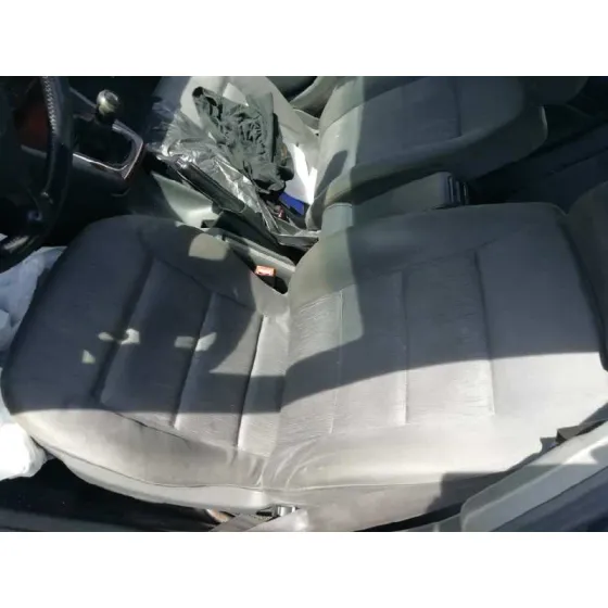 AUDI A4 BERLINA (B5) '2000 1.9 TDI GRIS