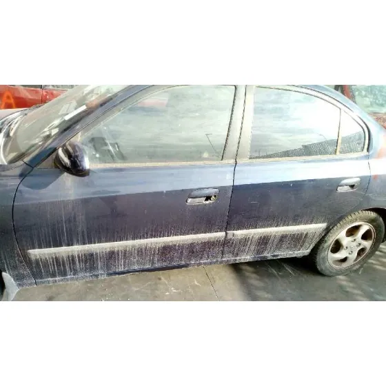 HYUNDAI ELANTRA (XD) '2003 2.0 GLS (4-PTAS.) (2004) AZUL