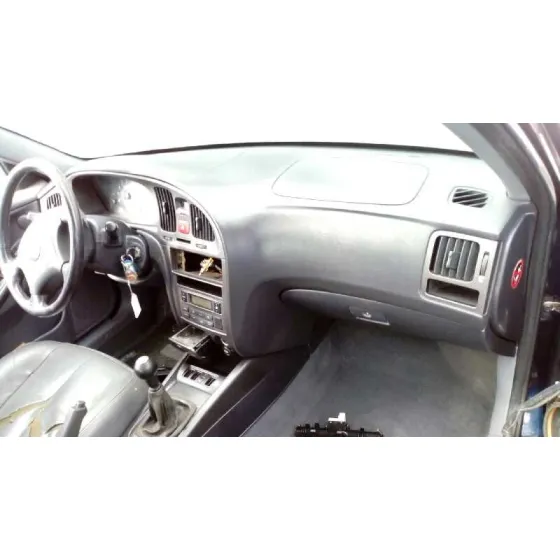 HYUNDAI ELANTRA (XD) '2003 2.0 GLS (4-PTAS.) (2004) AZUL