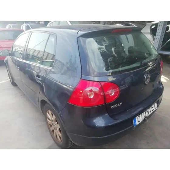 VOLKSWAGEN GOLF V BERLINA (1K1) '2006 CONCEPTLINE (E) AZUL