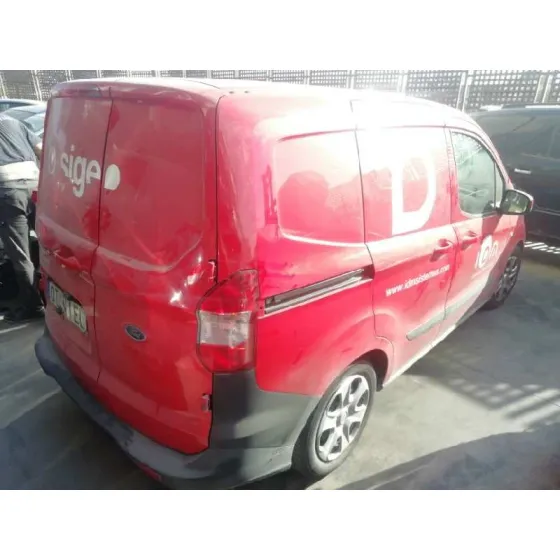 FORD TRANSIT COURIER '2016 COMBI TREND ROJO