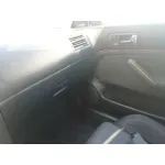VOLKSWAGEN BORA BERLINA (1J2) VOLKSWAGEN BORA BERLINA (1J2) '2003 1.9 TDI GRIS 1998