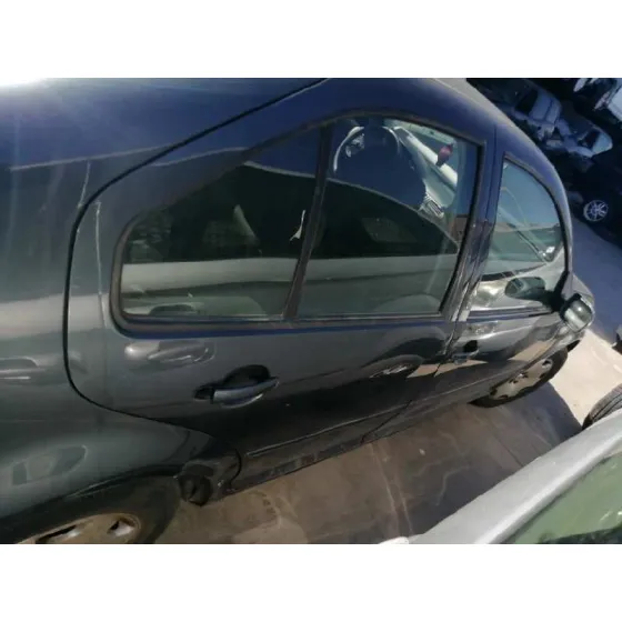 VOLKSWAGEN BORA BERLINA (1J2) '2003 1.9 TDI GRIS