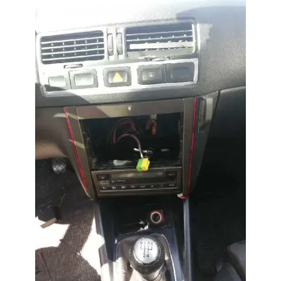 VOLKSWAGEN BORA BERLINA (1J2) '2003 1.9 TDI GRIS