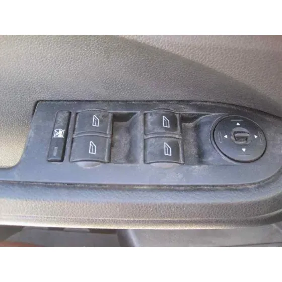 FORD FOCUS C-MAX (CAP) '2005 GHIA (D) PLATA