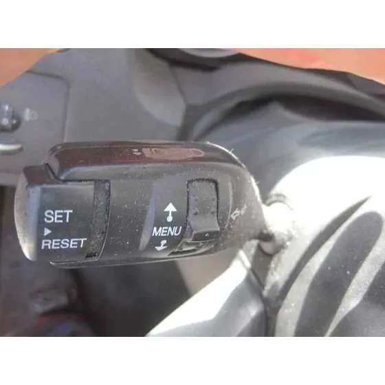FORD FOCUS C-MAX (CAP) '2005 GHIA (D) PLATA