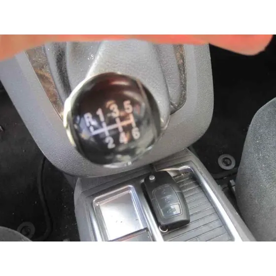 FORD FOCUS C-MAX (CAP) '2005 GHIA (D) PLATA