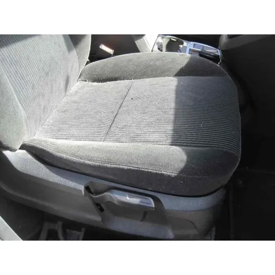 FORD FOCUS C-MAX (CAP) '2005 GHIA (D) PLATA