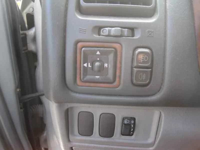 MITSUBISHI GALANT BERLINA (EA0) '1999 2000 TD GLS (A) PLATA