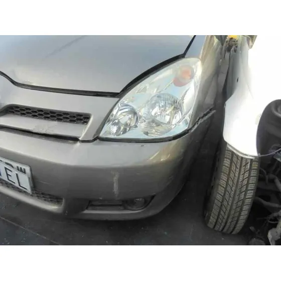 TOYOTA COROLLA VERSO (R1) '2006 2,2 D-4D SPORT MARRON CLARO