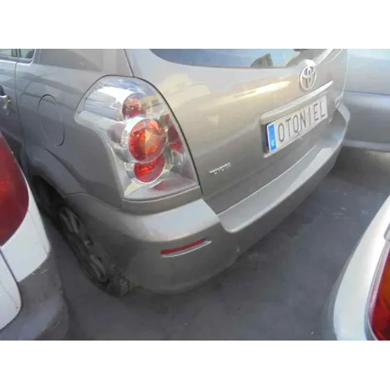 TOYOTA COROLLA VERSO (R1) '2006 2,2 D-4D SPORT MARRON CLARO