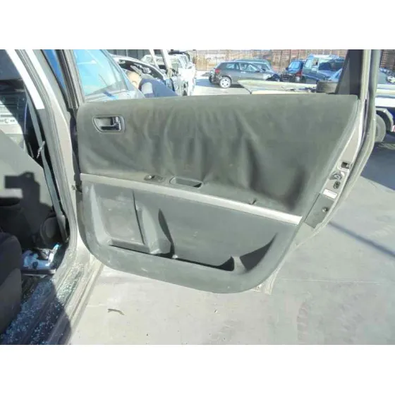 TOYOTA COROLLA VERSO (R1) '2006 2,2 D-4D SPORT MARRON CLARO