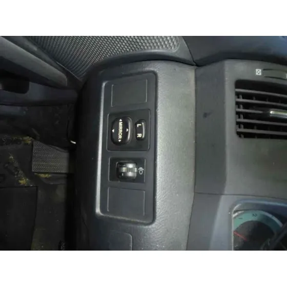 TOYOTA COROLLA VERSO (R1) '2006 2,2 D-4D SPORT MARRON CLARO