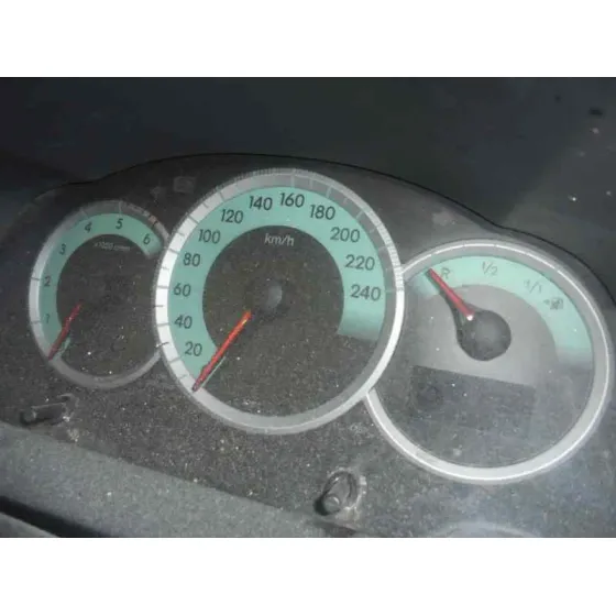 TOYOTA COROLLA VERSO (R1) '2006 2,2 D-4D SPORT MARRON CLARO