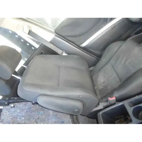 TOYOTA COROLLA VERSO (R1) '2006 2,2 D-4D SPORT MARRON CLARO