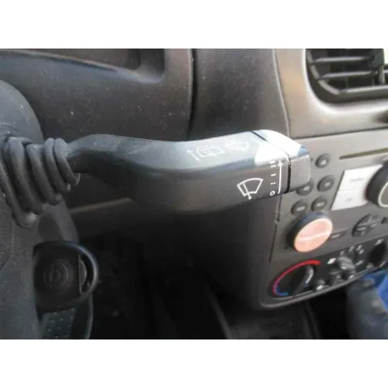 OPEL CORSA C '2006 CORSAVAN GRIS CLARO