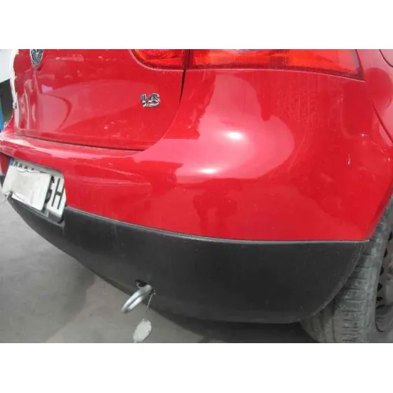VOLKSWAGEN GOLF V BERLINA (1K1) '2006 CONCEPTLINE (E) ROJO