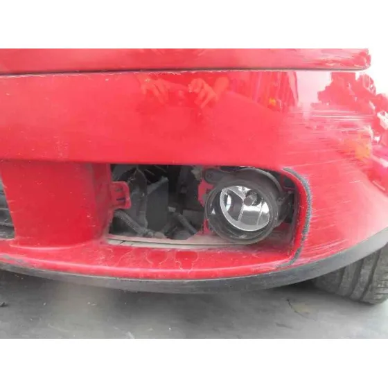 VOLKSWAGEN GOLF V BERLINA (1K1) '2006 CONCEPTLINE (E) ROJO