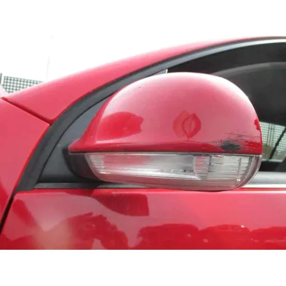 VOLKSWAGEN GOLF V BERLINA (1K1) '2006 CONCEPTLINE (E) ROJO