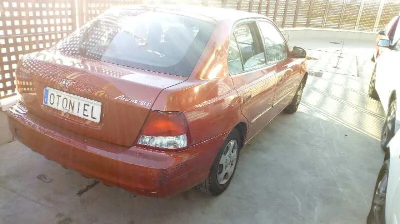 HYUNDAI ACCENT (LC) '2000 GL 4P ROJO