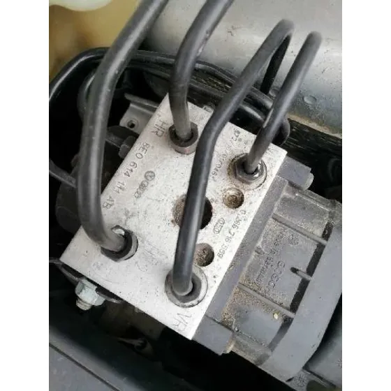 VOLKSWAGEN PASSAT BERLINA (3B2) '1999 COMFORTLINE PLATA