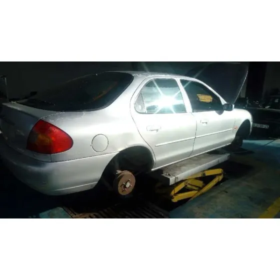 FORD MONDEO BERLINA (GD) '1998 CLX PLATA