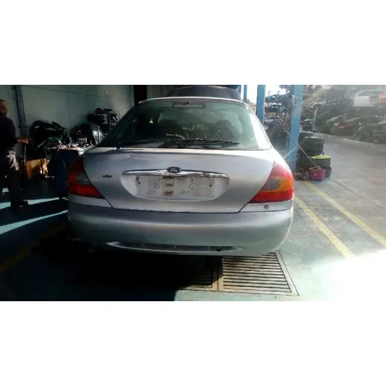 FORD MONDEO BERLINA (GD) '1998 CLX PLATA